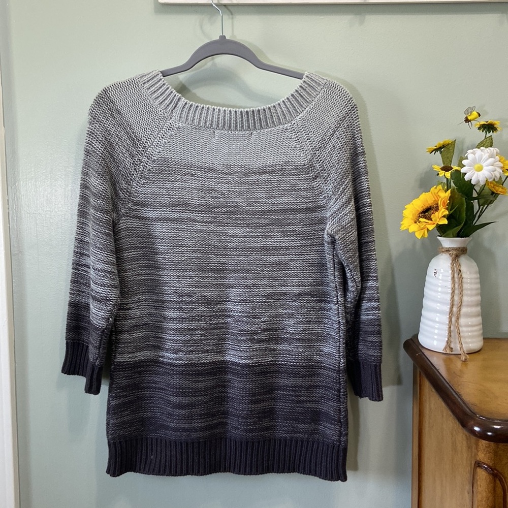 🆕 Crystal Kobe Women’s Gray Sweater Size Medium #233 - Picture 9 of 9